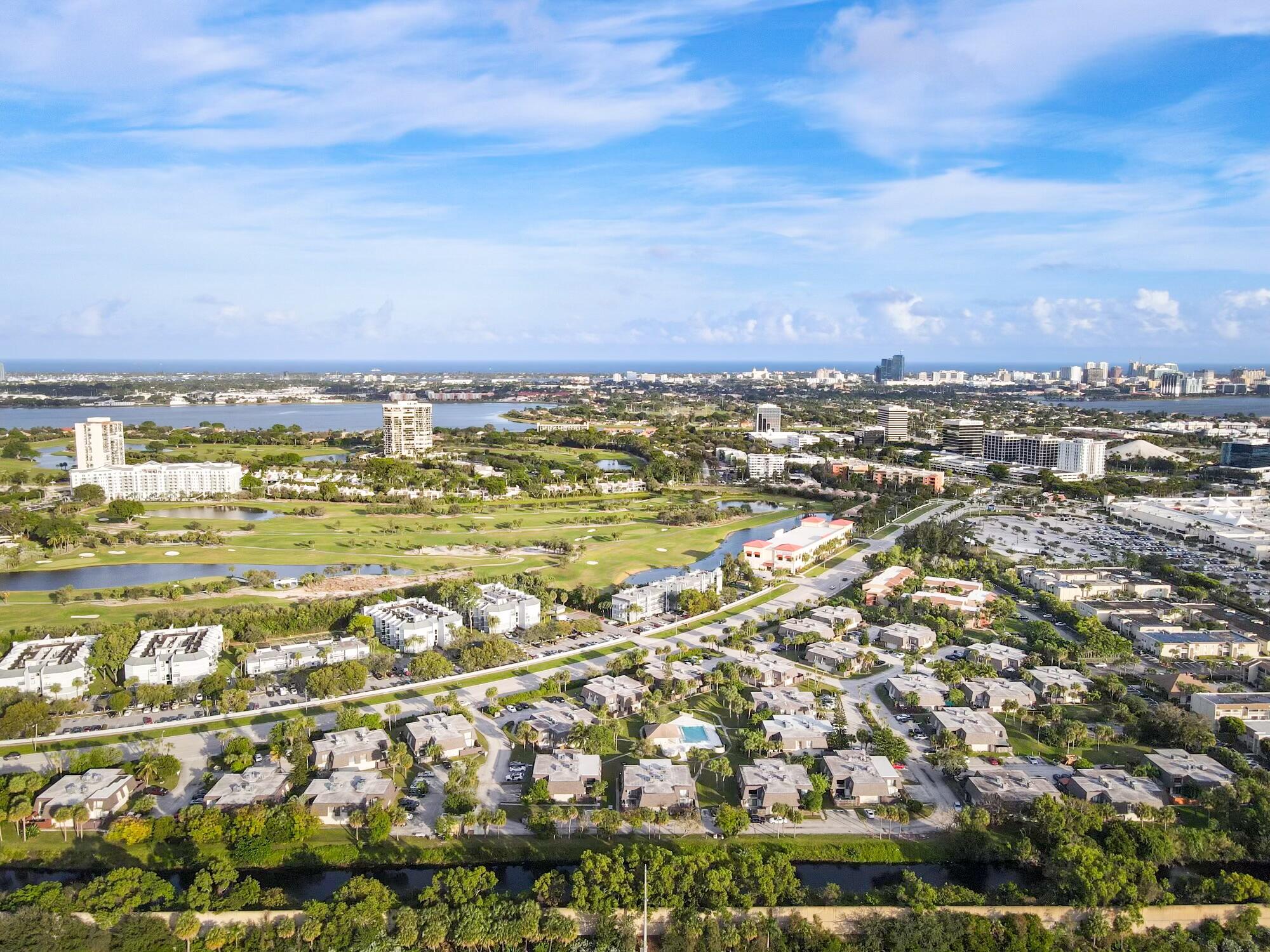 WOODSTOCK TWNHS - Residential Lease