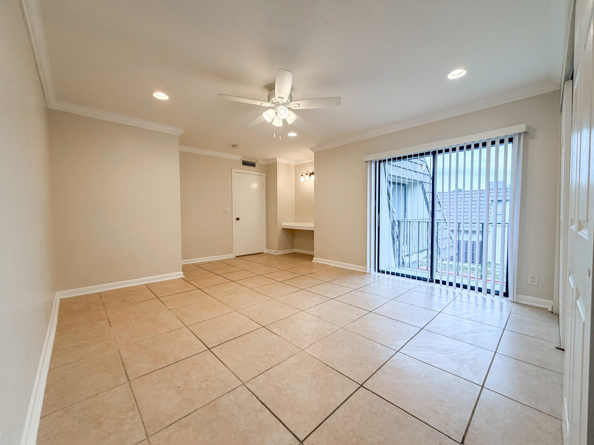 WOODSTOCK TWNHS - Residential Lease