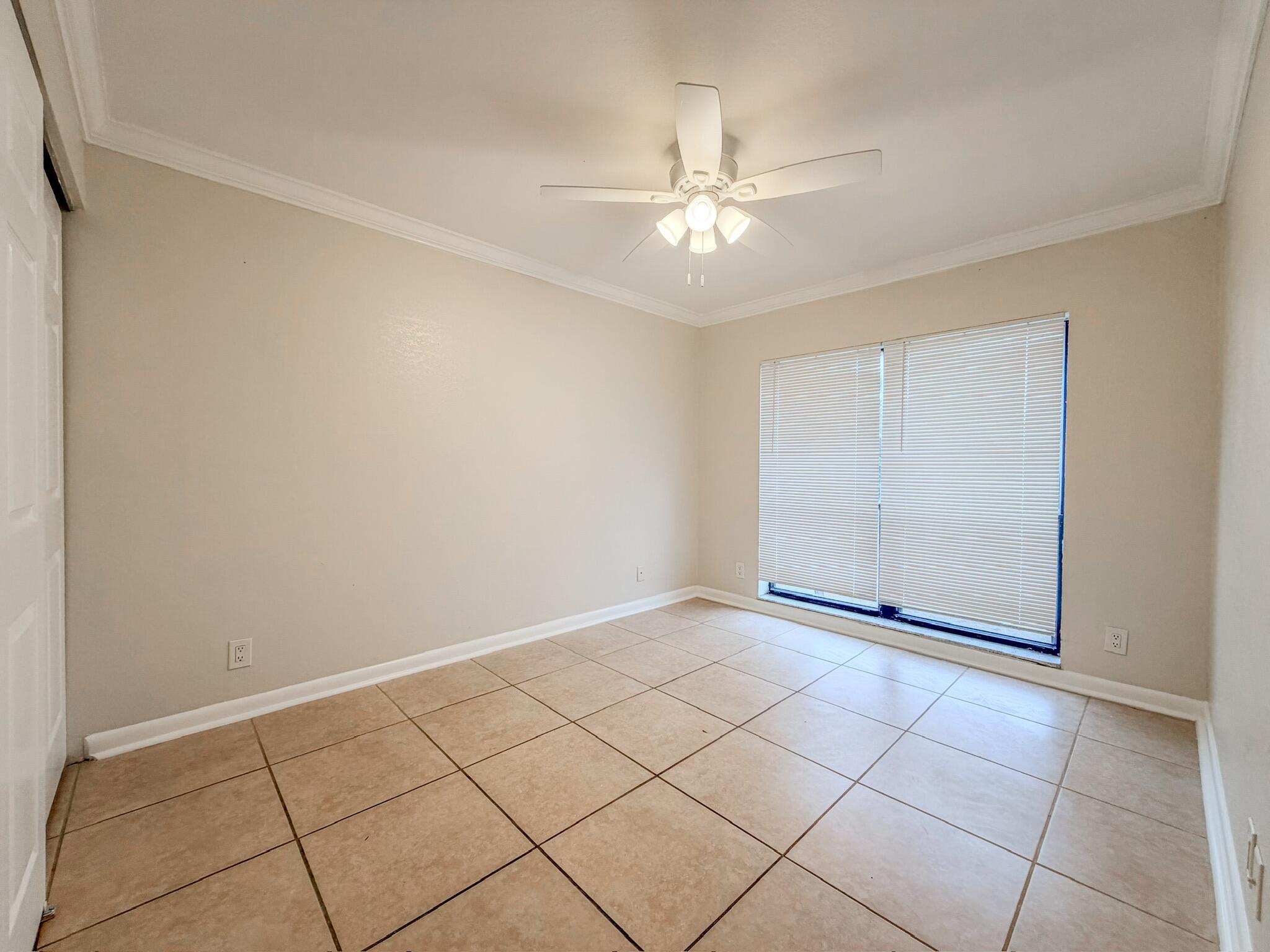 WOODSTOCK TWNHS - Residential Lease