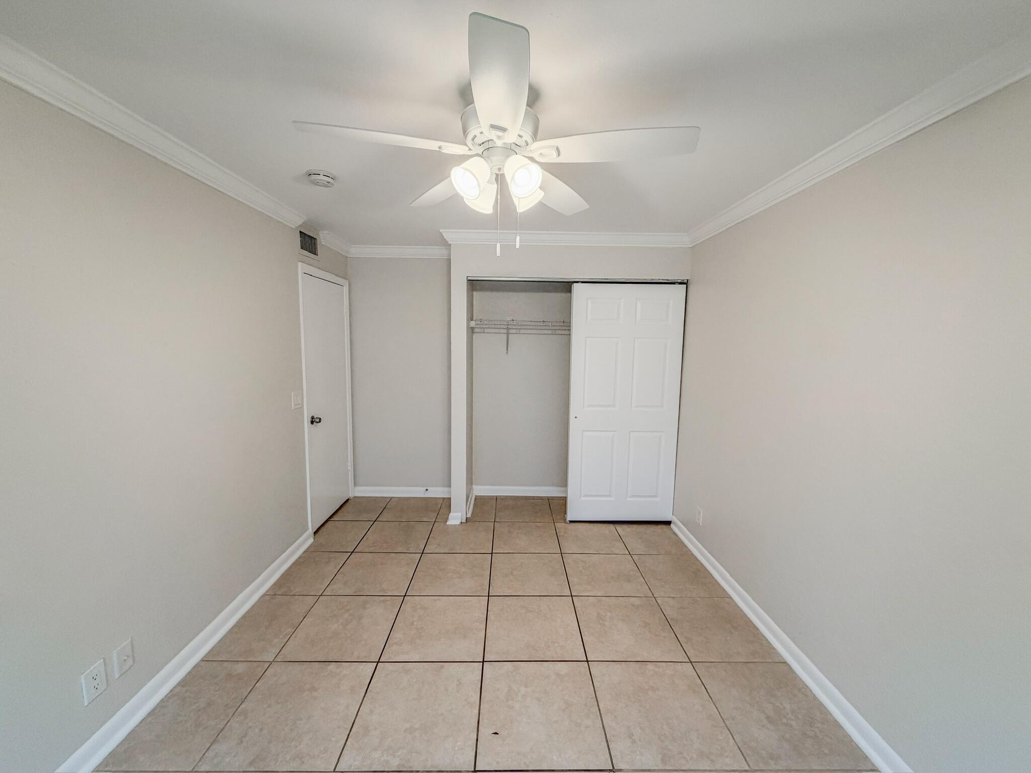 WOODSTOCK TWNHS - Residential Lease