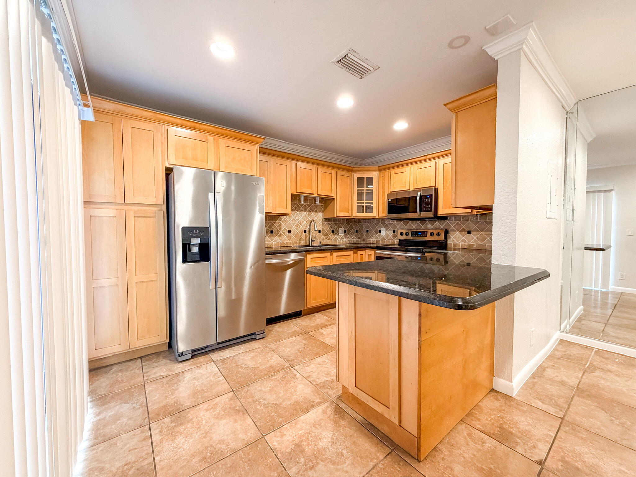 1827 N Congress Avenue