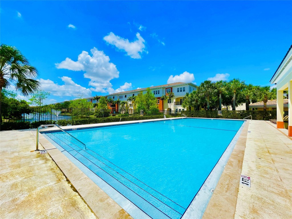 ORCHID GROVE - Residential