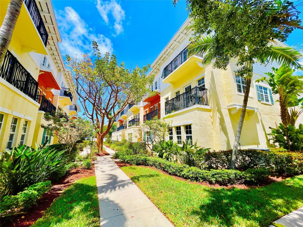 ORCHID GROVE - Residential