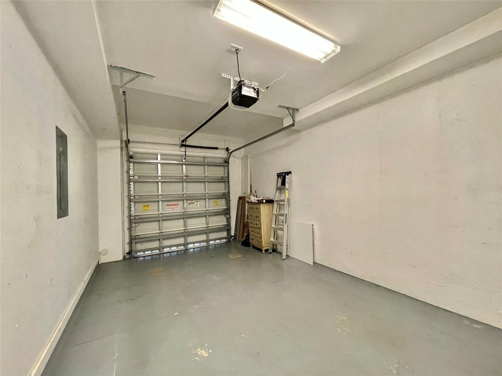 ORCHID GROVE - Residential