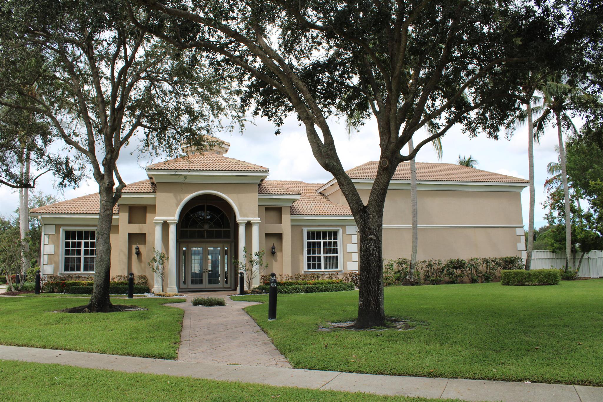 SMITHBROOKE - Residential