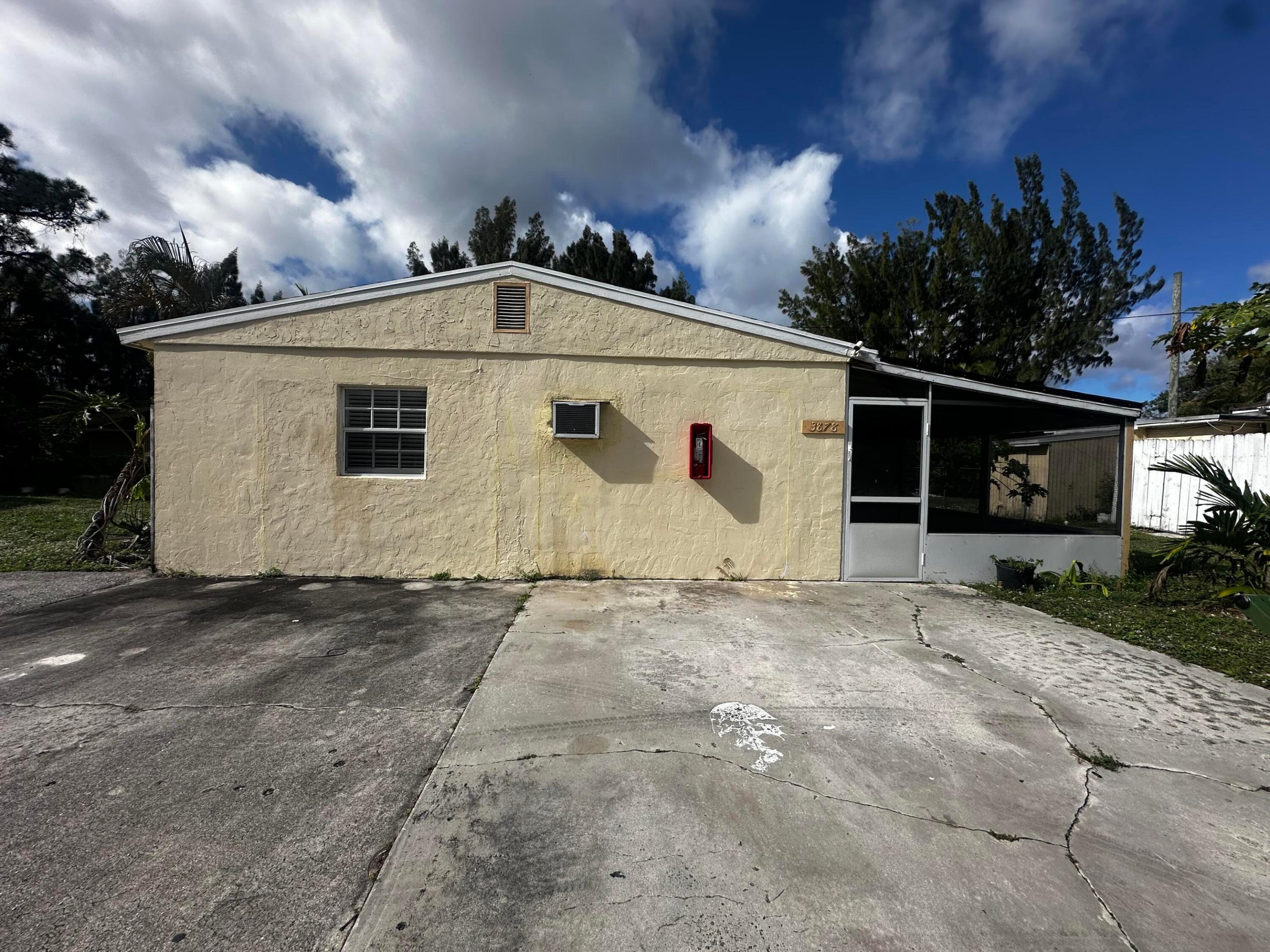 KIRKVIEW - Residential Lease