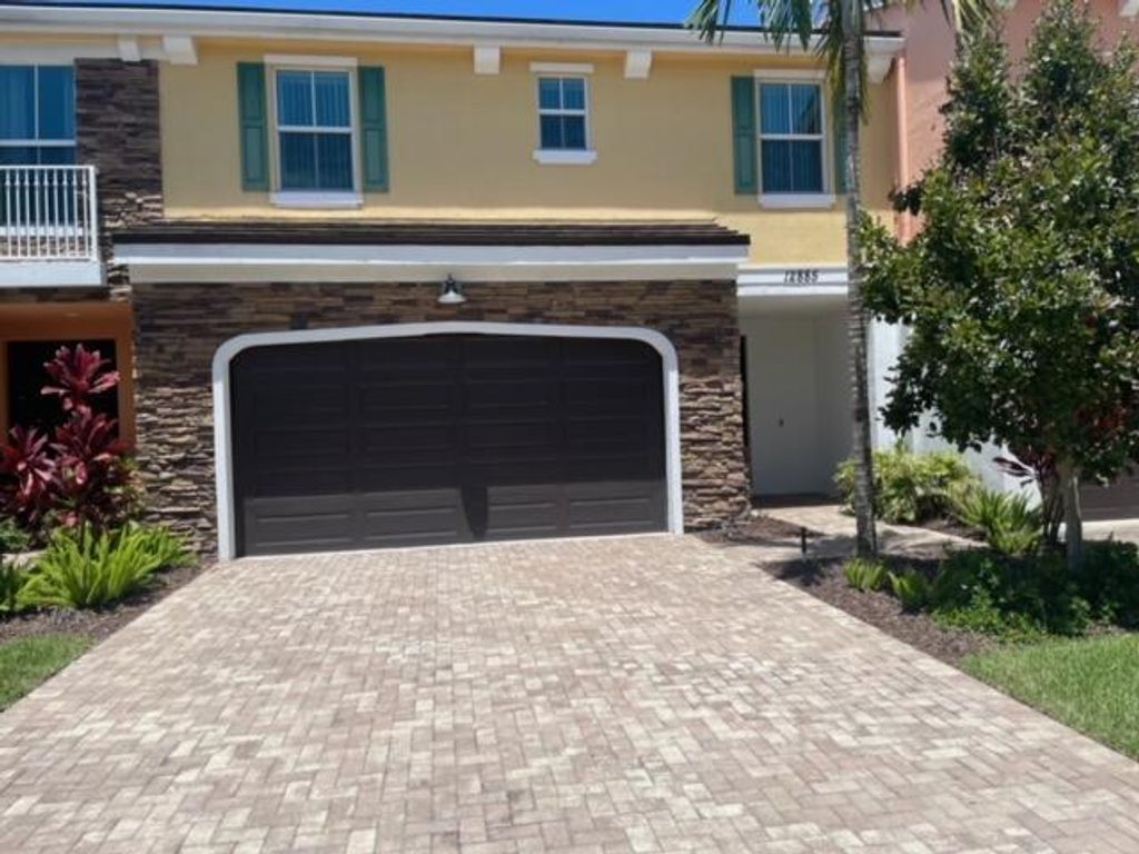Photo of 12885 Trevi Isle Drive, Palm Beach Gardens, FL 33418 (MLS # R10998075)