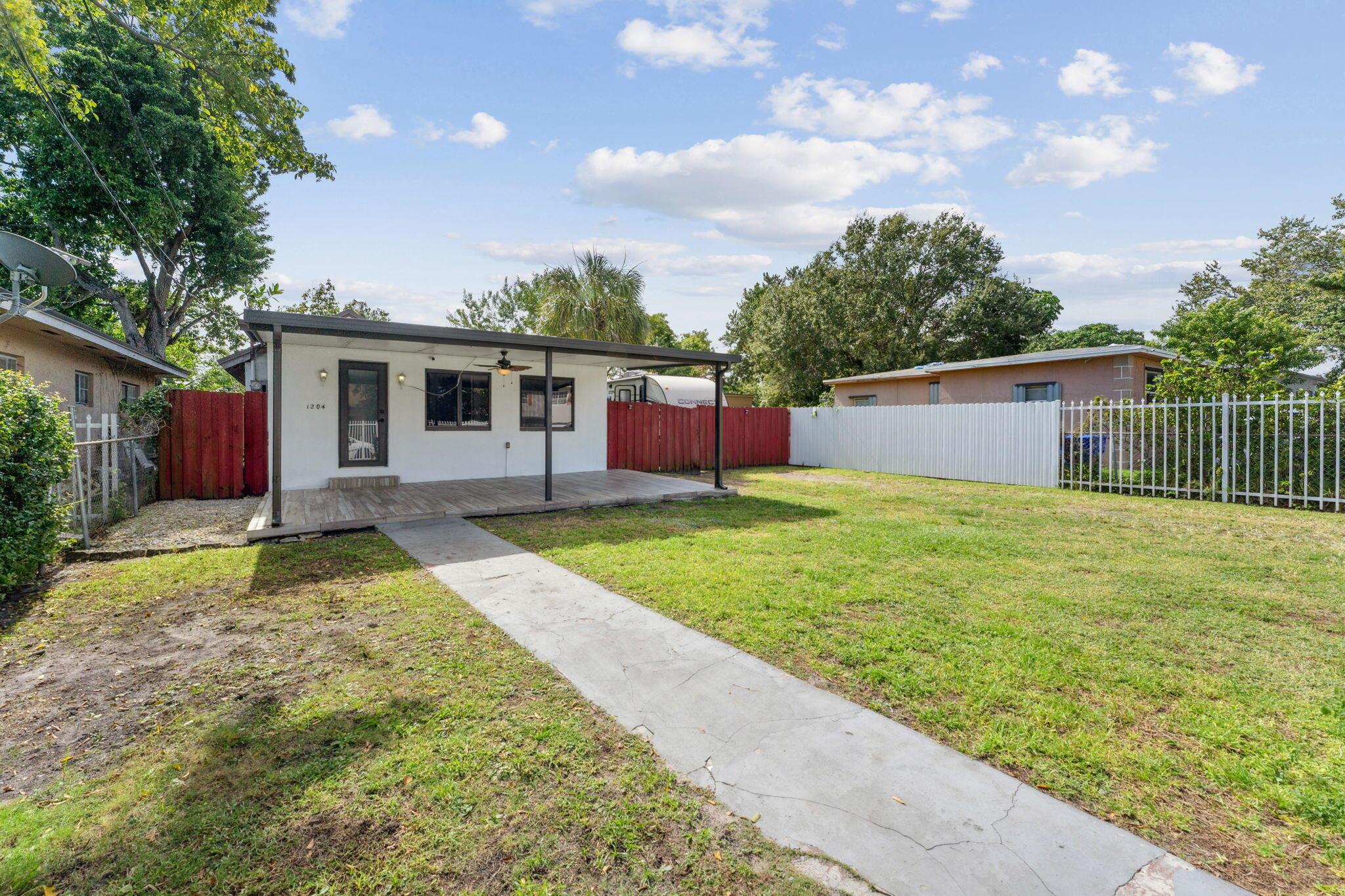 EAST LIBERTY CITY HOMESIT - Residential Lease