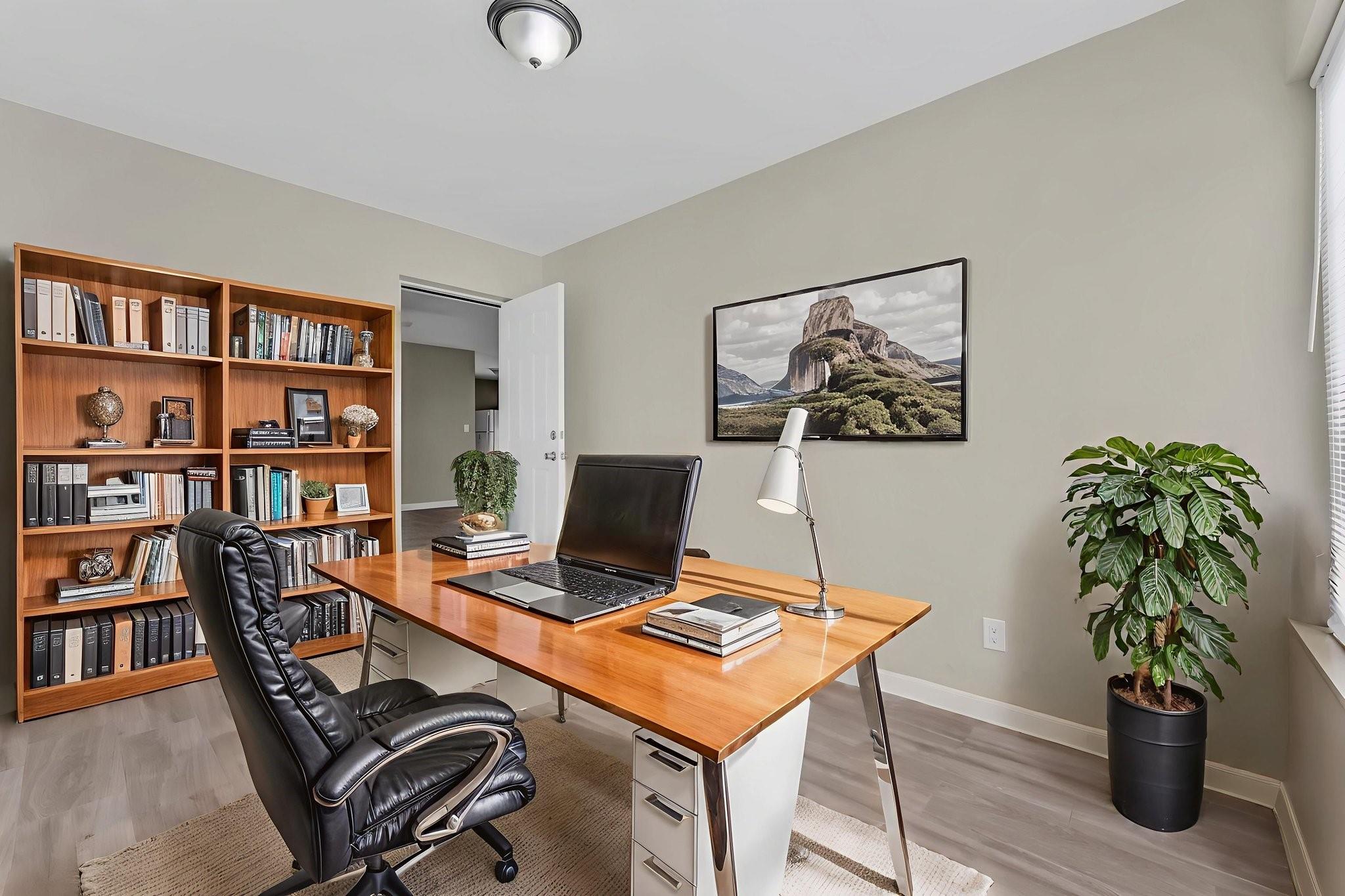 Hollywood Little Ranches - Residential Lease