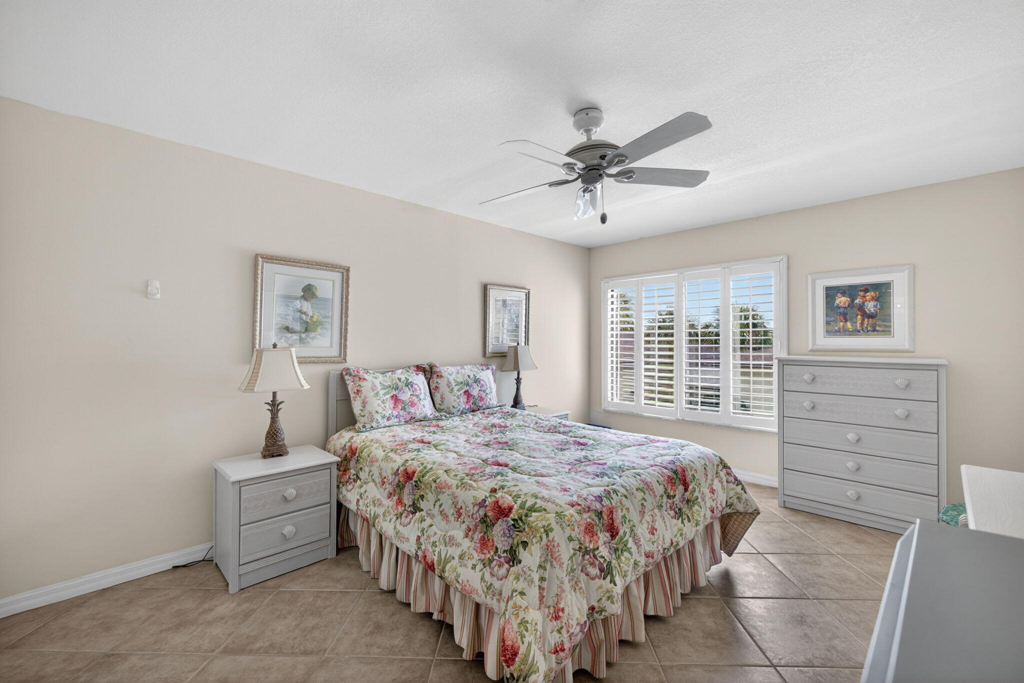 OCEAN VILLAGE - Residential