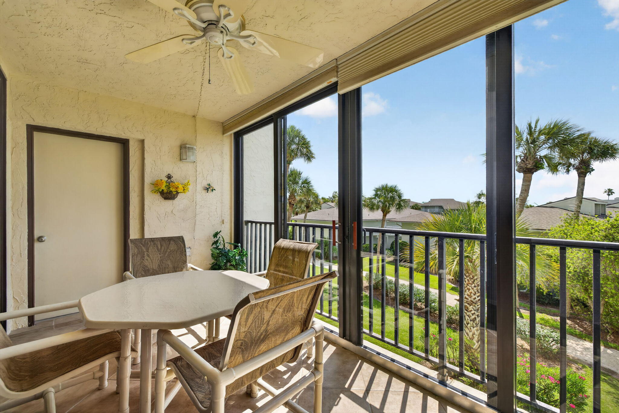 OCEAN VILLAGE - Residential