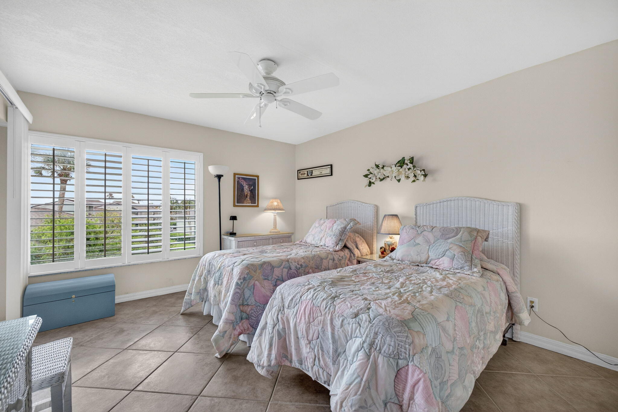 OCEAN VILLAGE - Residential