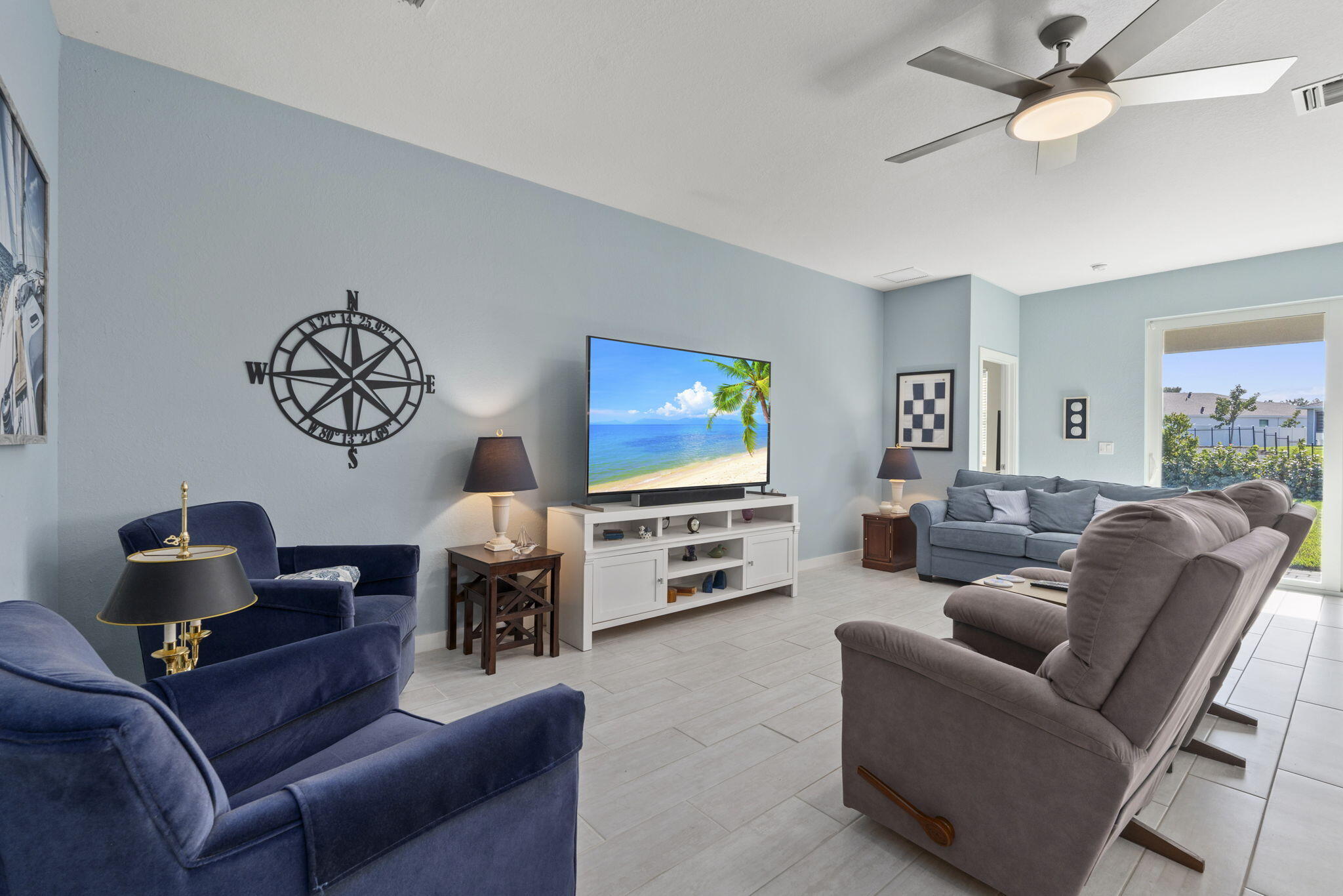 2780 NE Breezeway Circle