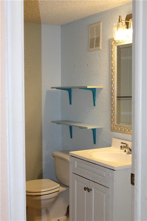 COURTS OF INVERRARY - Residential