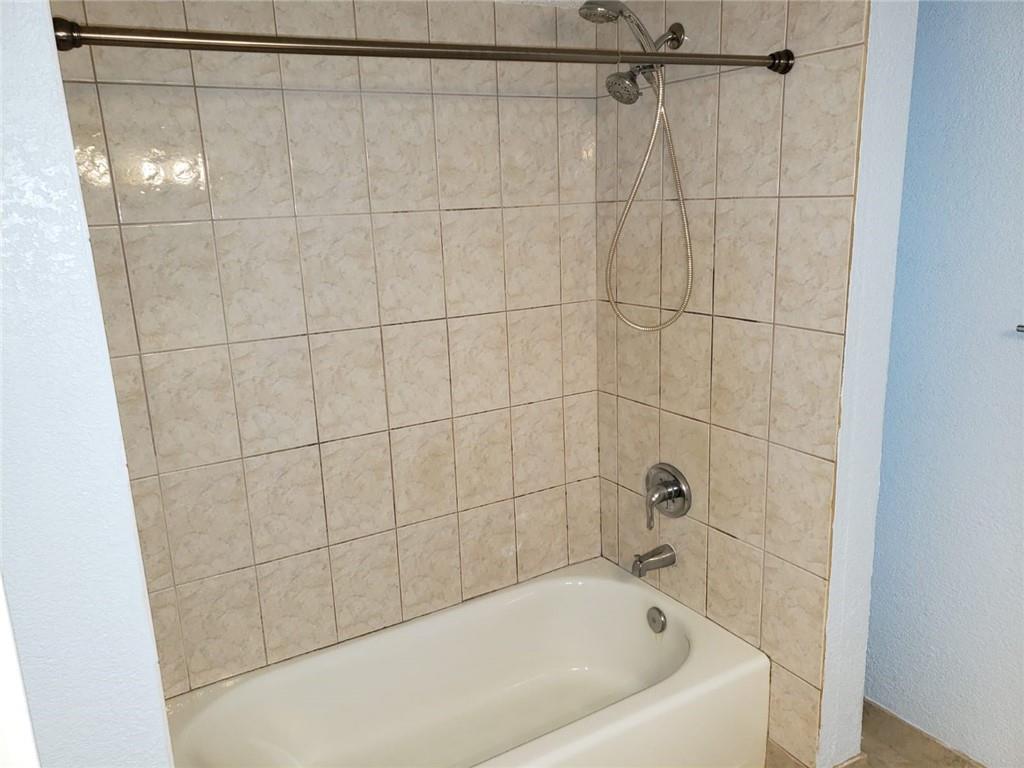 COURTS OF INVERRARY - Residential