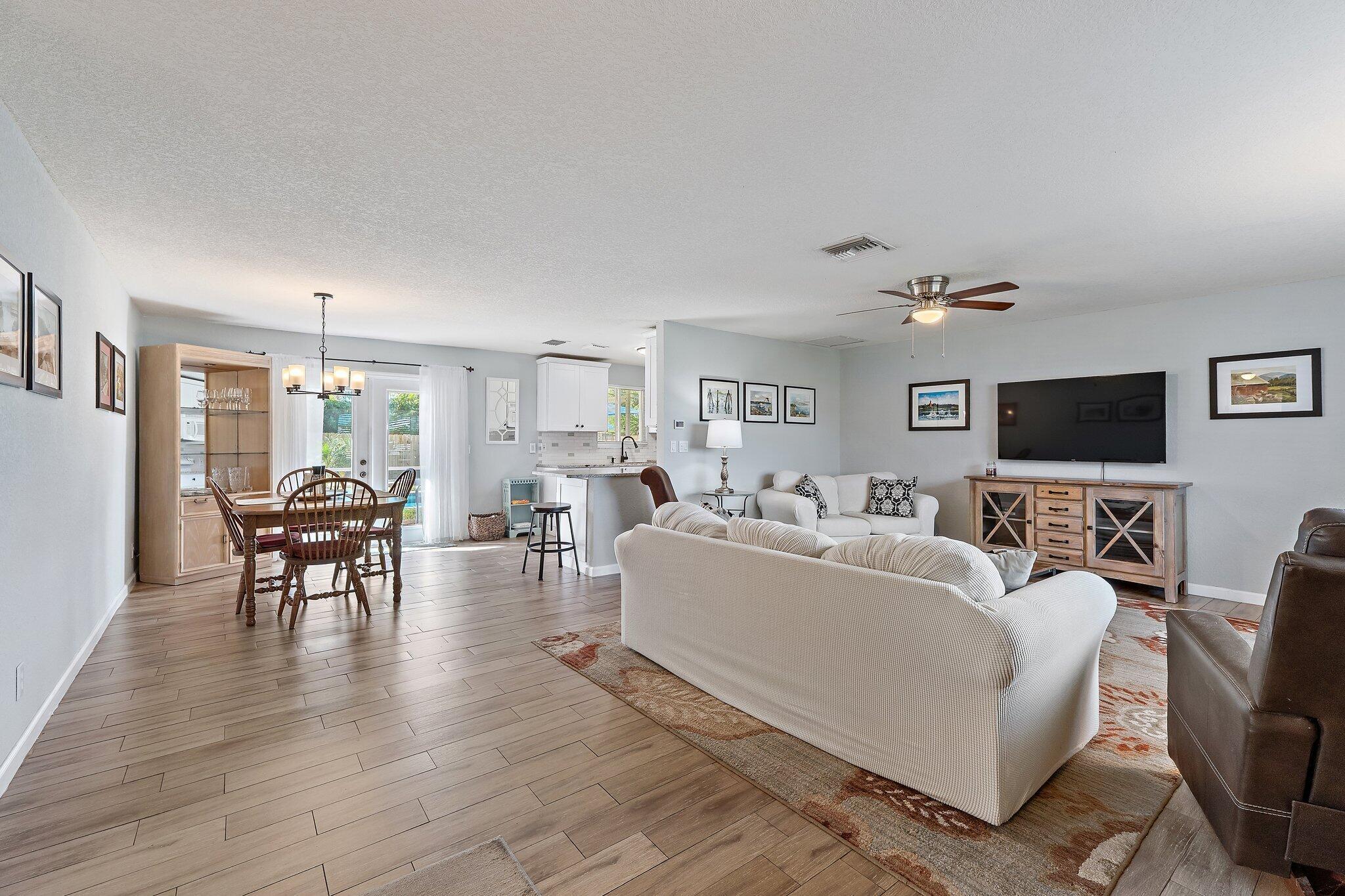 JUPITER IN THE PINES SEC - Residential Lease