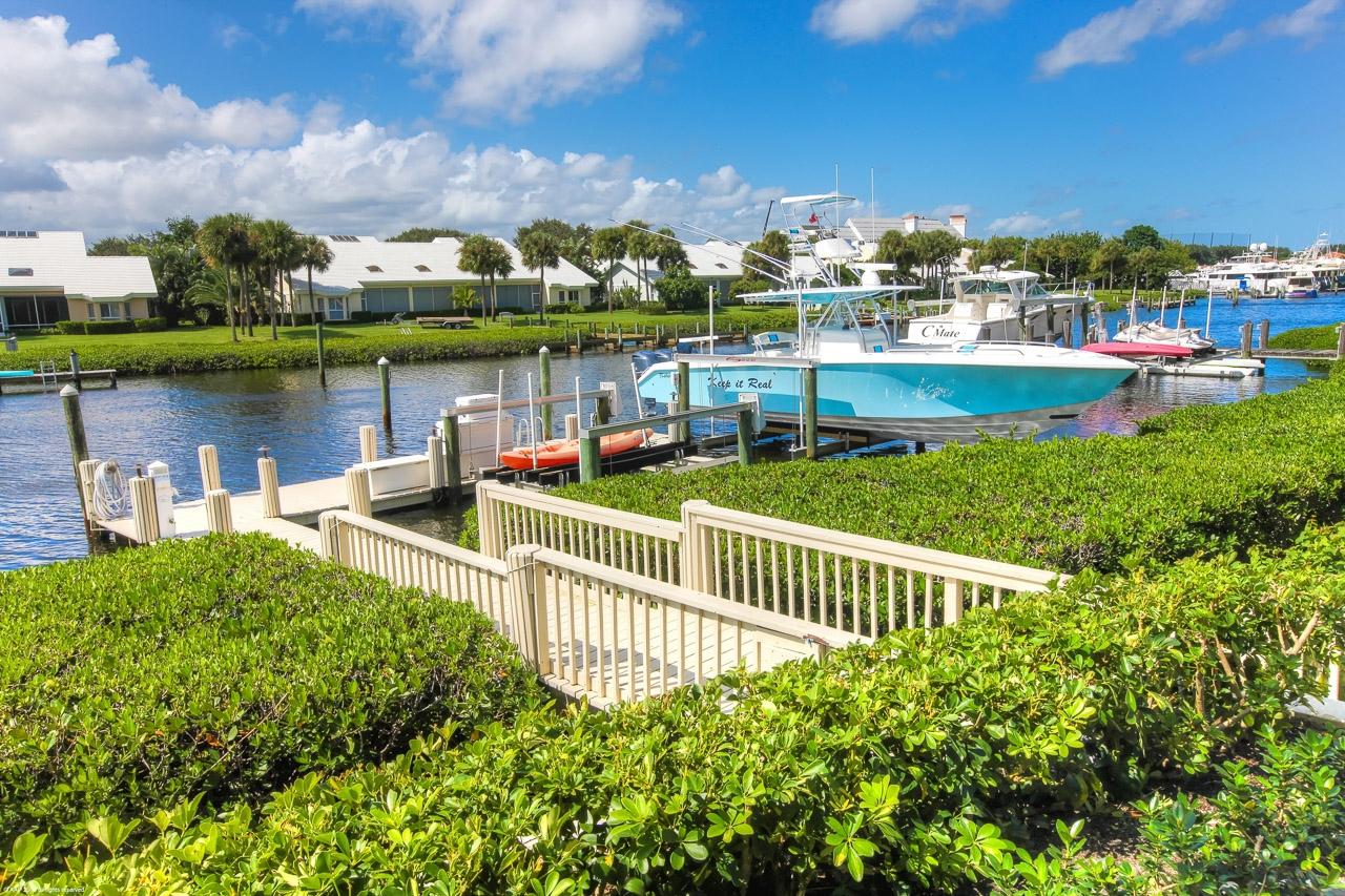 Admirals Cove - Residential