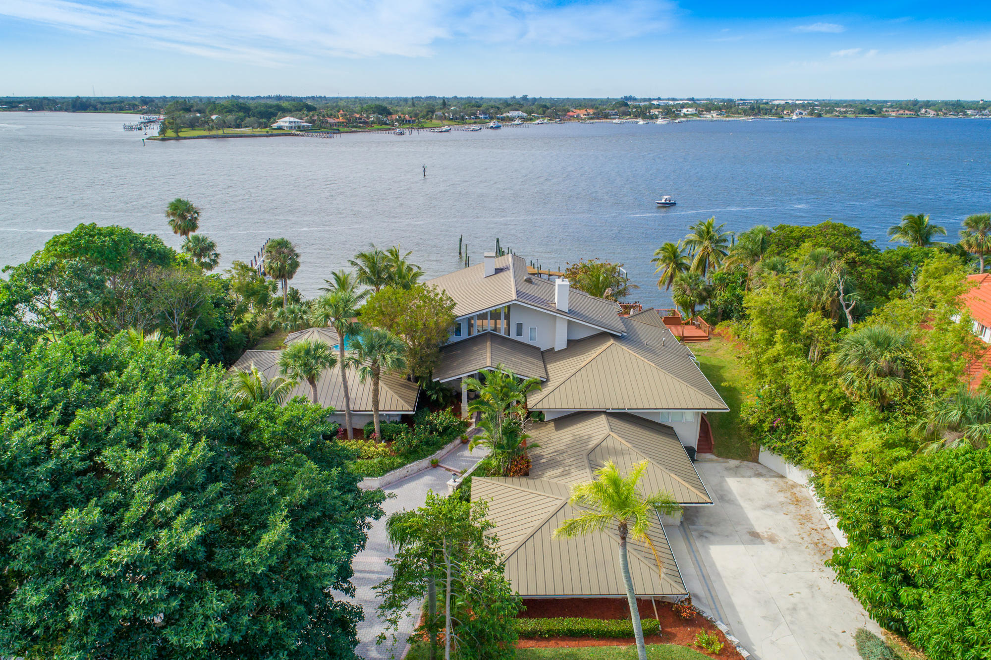 HANSON GRANT LOT 01 (SEWALLS POINT) - Residential