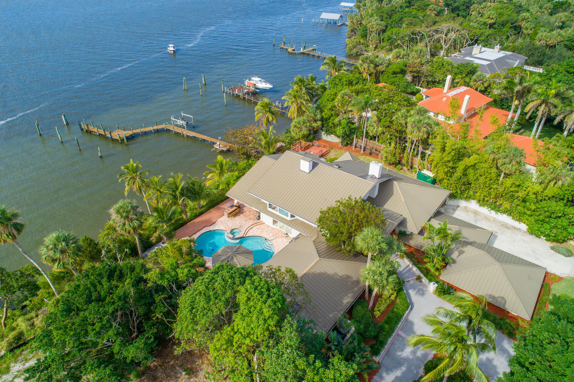 HANSON GRANT LOT 01 (SEWALLS POINT) - Residential