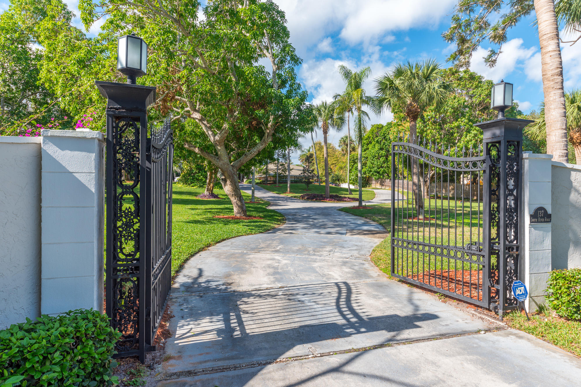 HANSON GRANT LOT 01 (SEWALLS POINT) - Residential