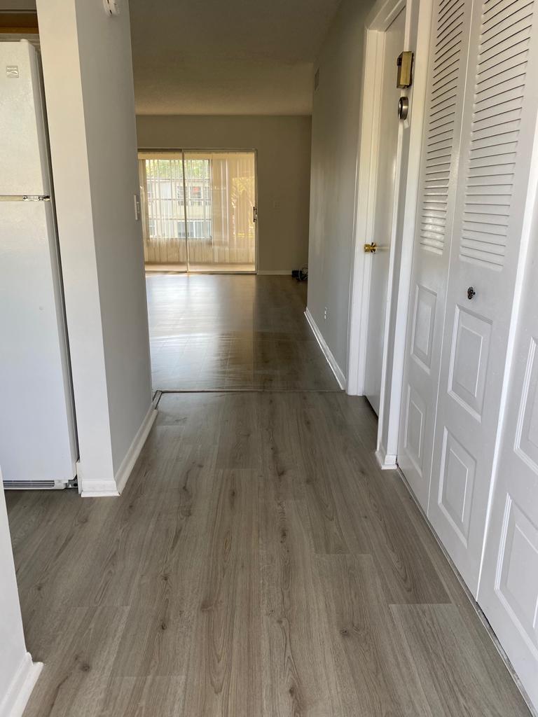 Villages of Oriole Abbey Condo - Residential Lease