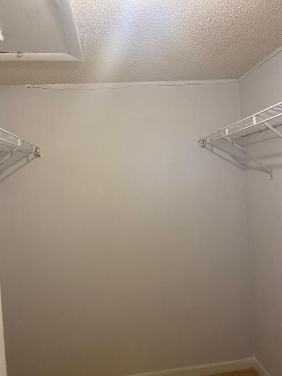 Villages of Oriole Abbey Condo - Residential Lease