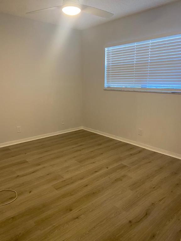 Villages of Oriole Abbey Condo - Residential Lease