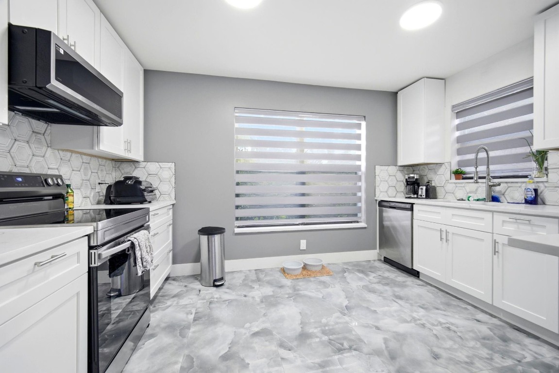 TARA LAKES UNIT 02 - Residential
