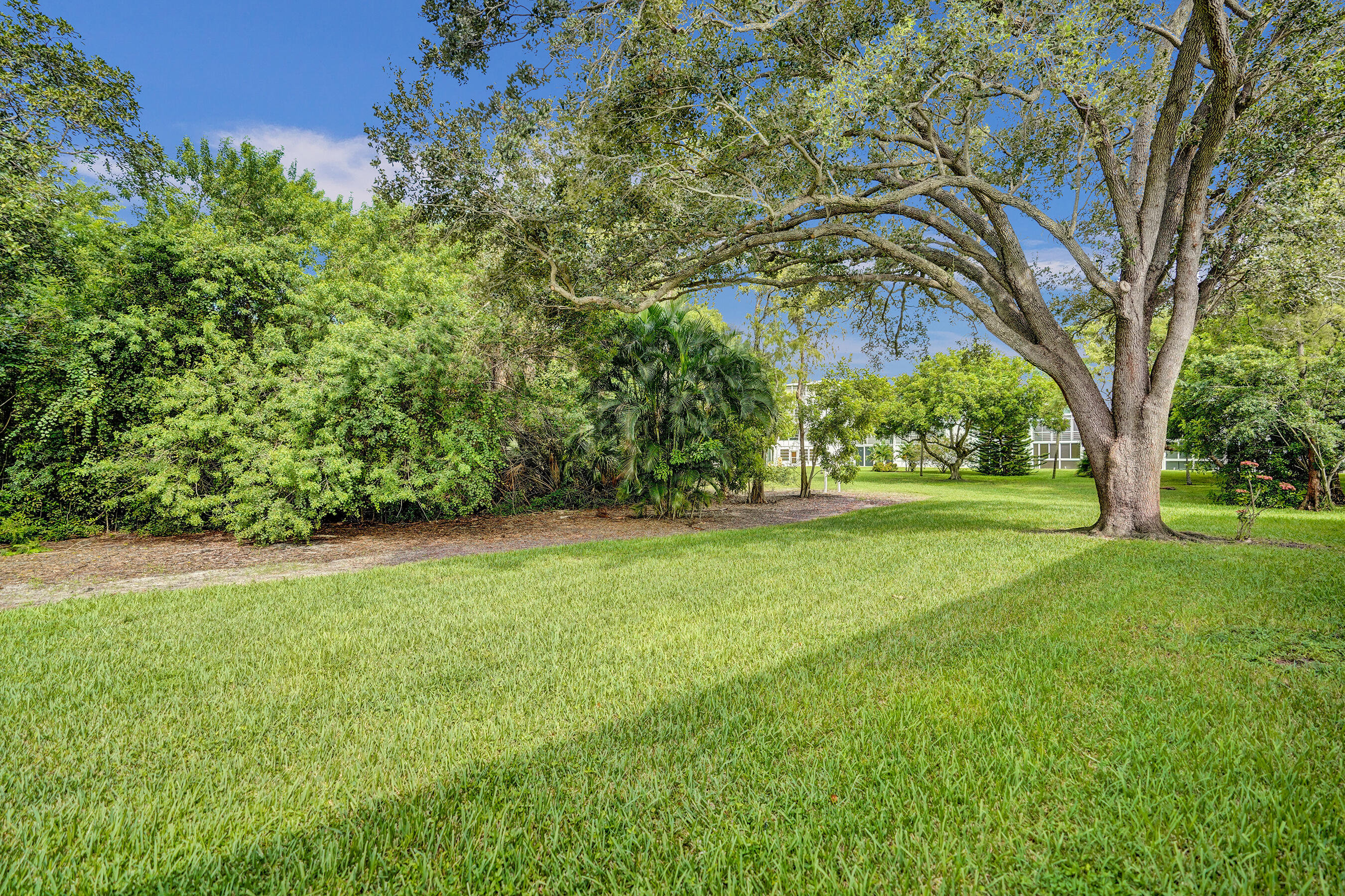 BERKSHIRE B CONDO - Residential