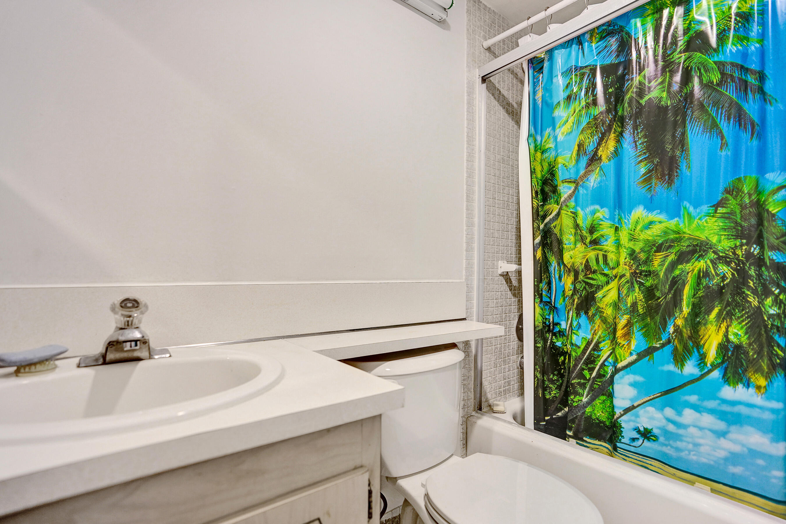 BERKSHIRE B CONDO - Residential