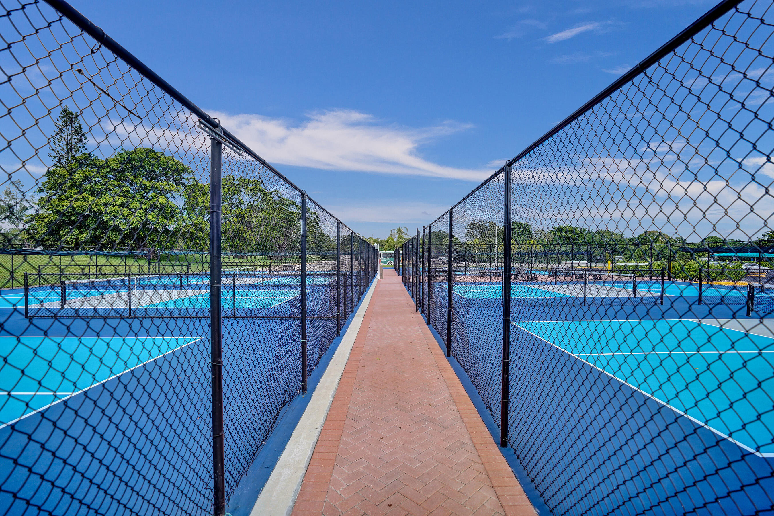 BERKSHIRE B CONDO - Residential