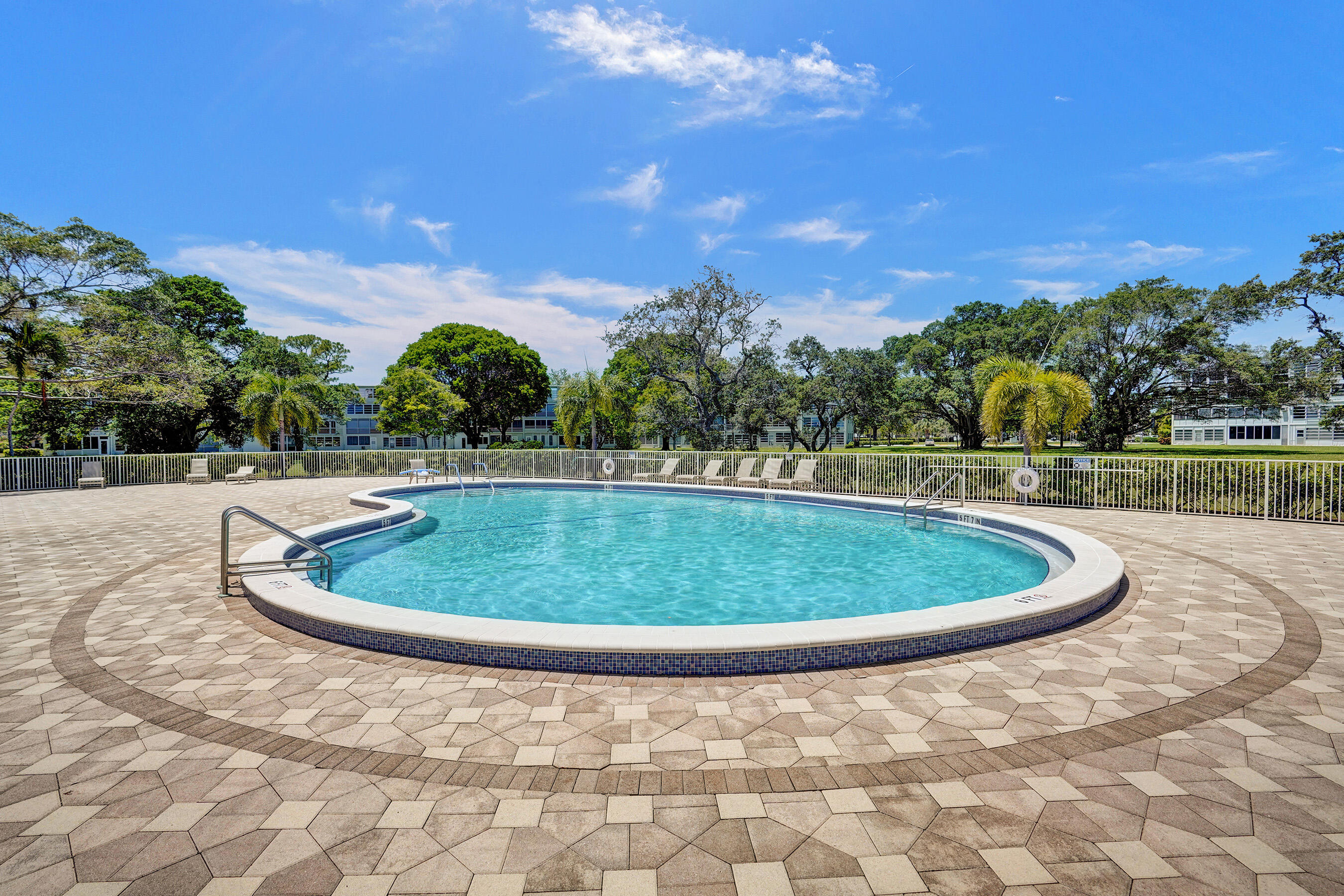 BERKSHIRE B CONDO - Residential