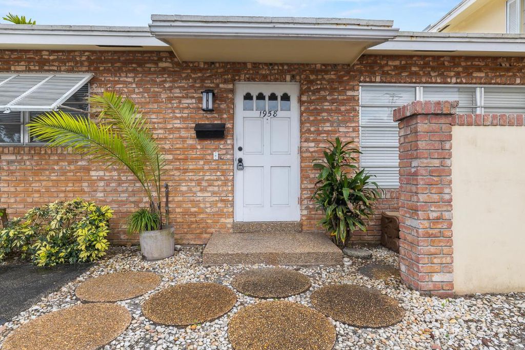 Photo of 1958 NE 33rd St, Lighthouse Point, FL 33064 (MLS # R10954157)