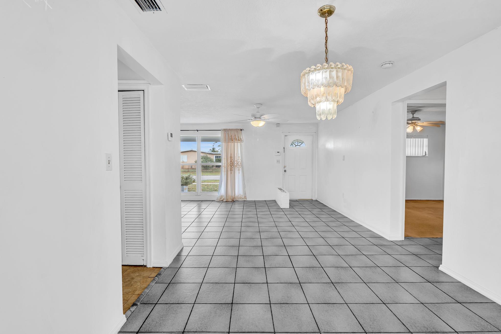 SUNRISE GOLF VILLAGE - Residential