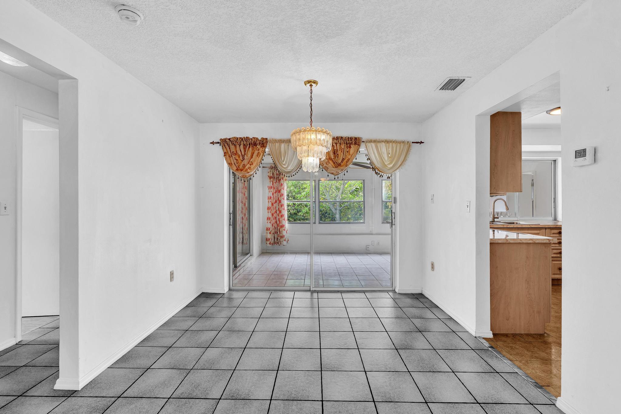 SUNRISE GOLF VILLAGE - Residential