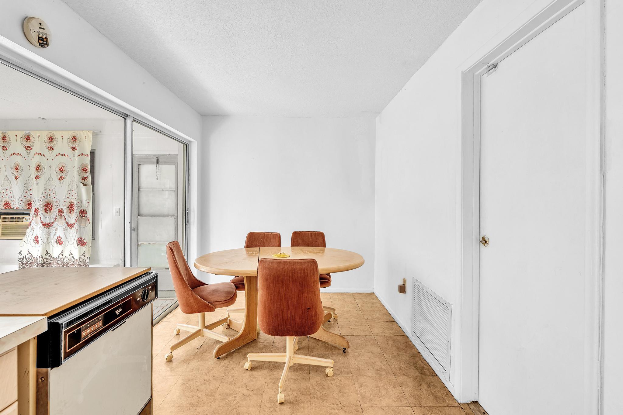 SUNRISE GOLF VILLAGE - Residential