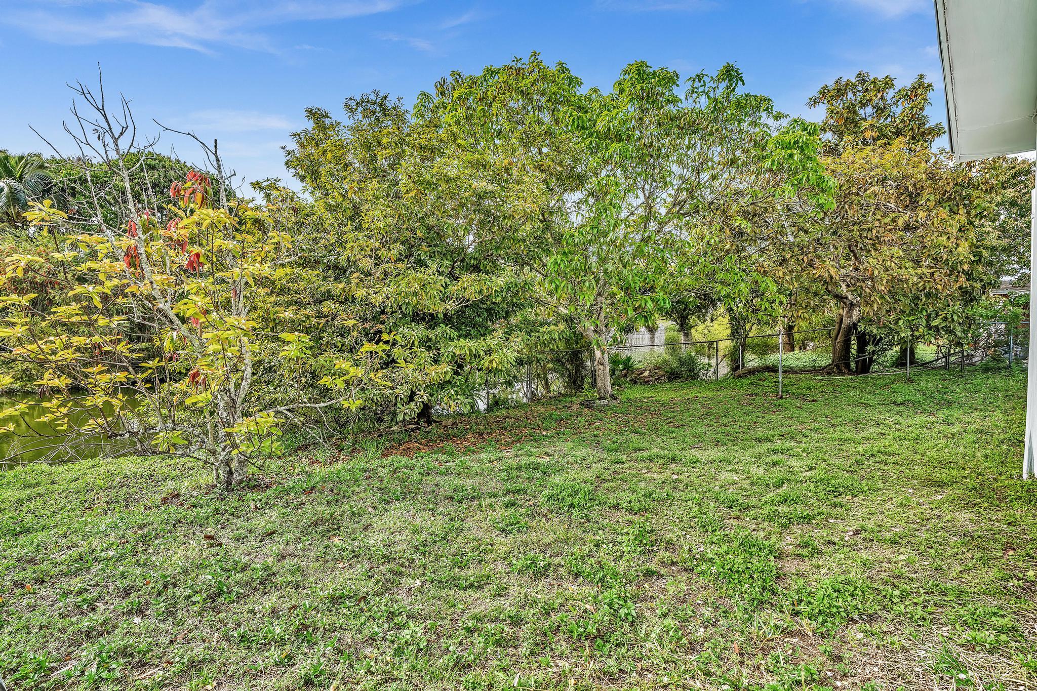 SUNRISE GOLF VILLAGE - Residential