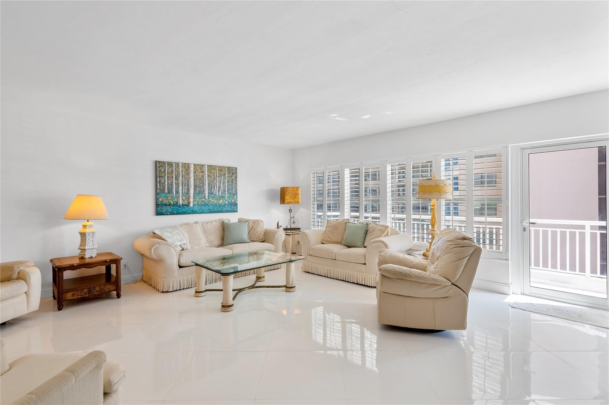 3850 Galt Ocean Drive 405