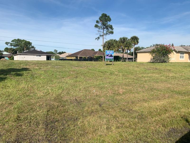 PORT ST LUCIE SECTION 19 - Land