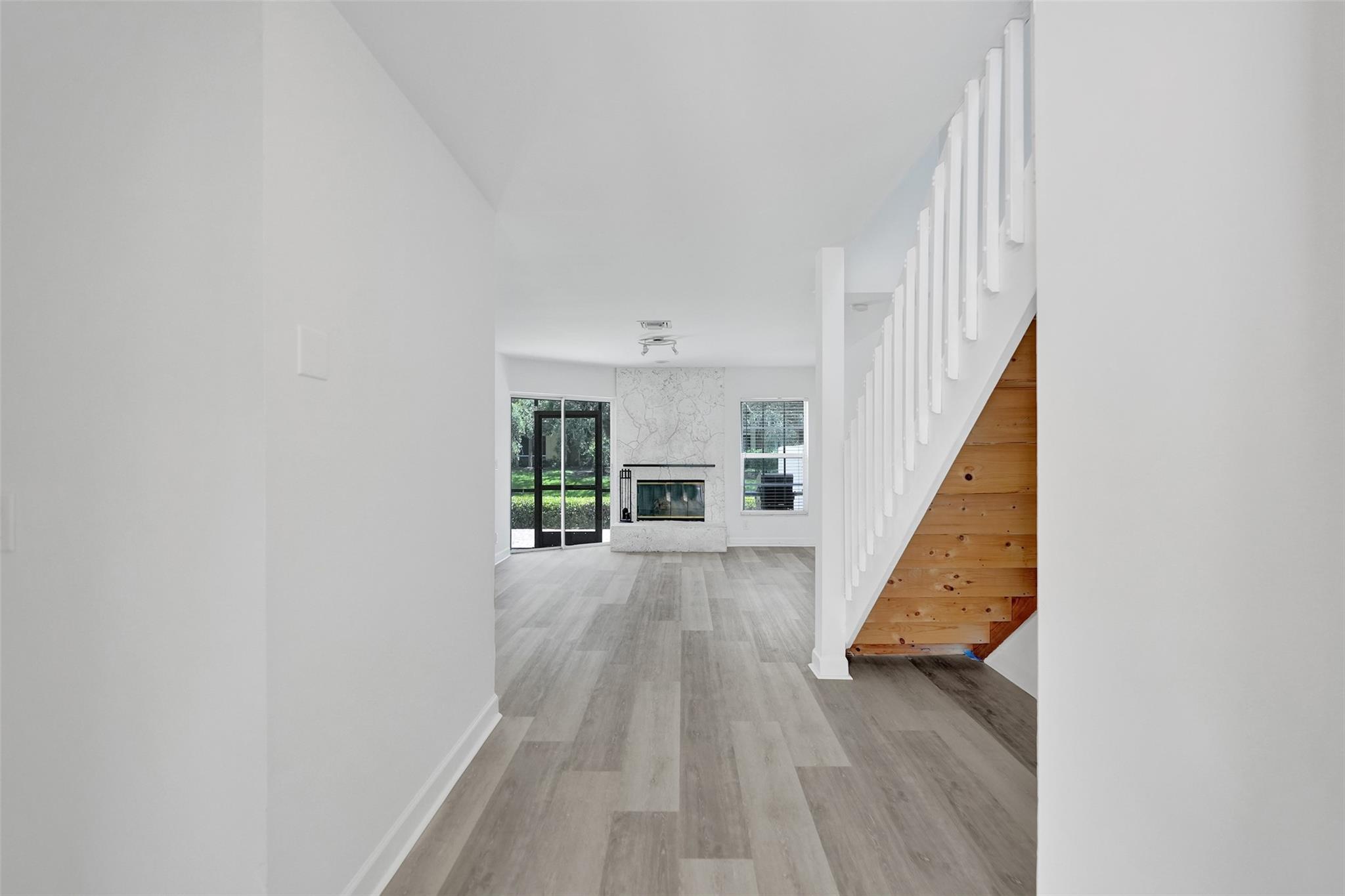 Eagles Nest Twnhms Condo - Residential Lease