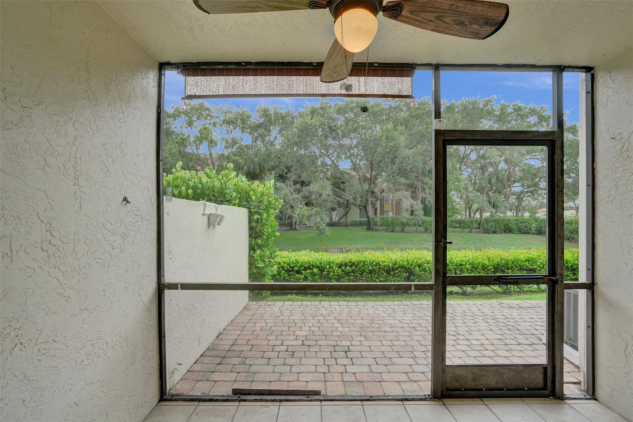 Eagles Nest Twnhms Condo - Residential Lease