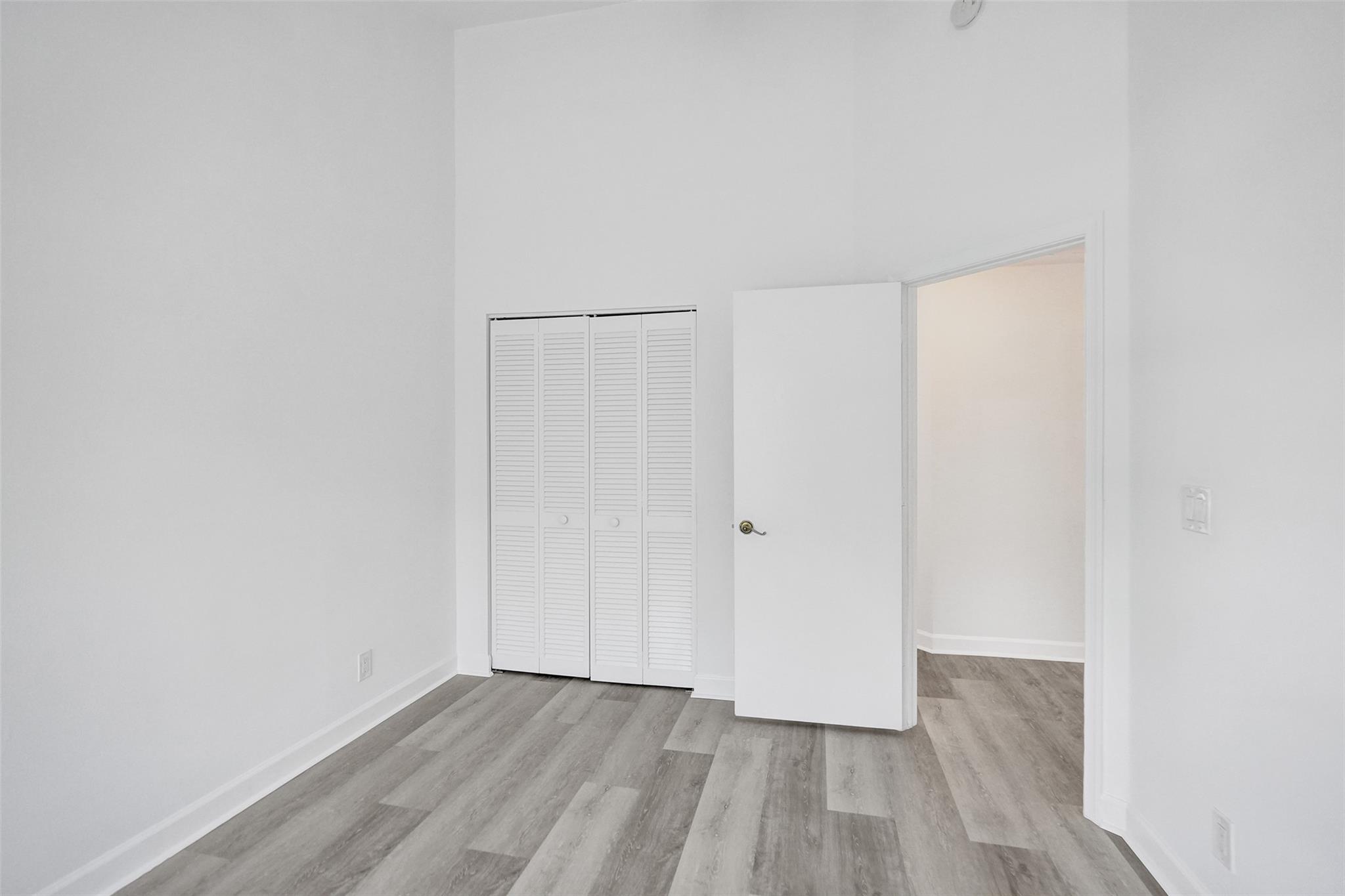 Eagles Nest Twnhms Condo - Residential Lease