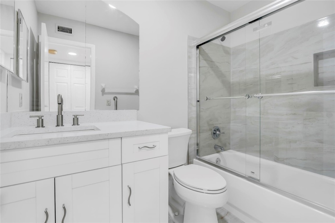 POND APPLE PLACE IV - Residential