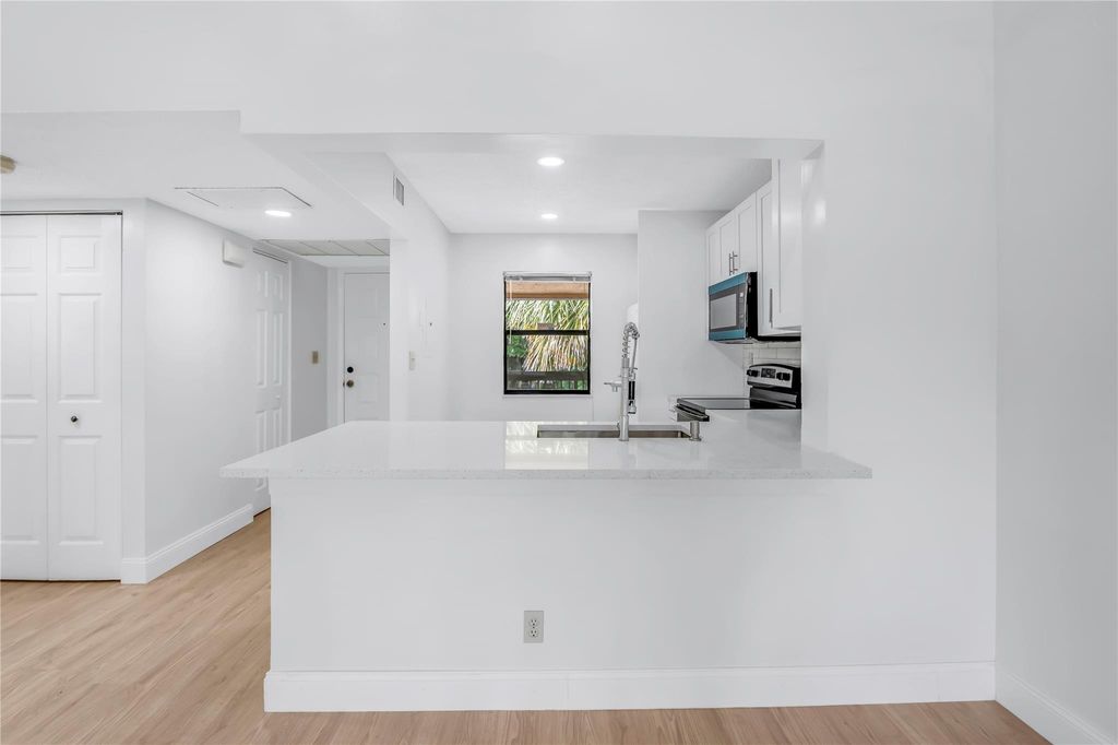 Photo of 3211 S Carambola Cir S #23106, Coconut Creek, FL 33066 (MLS # F10542896)