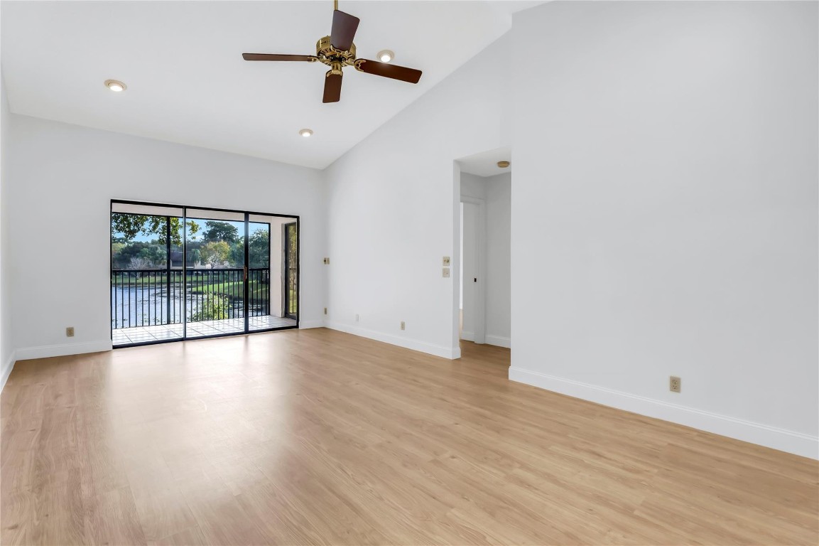 POND APPLE PLACE IV - Residential