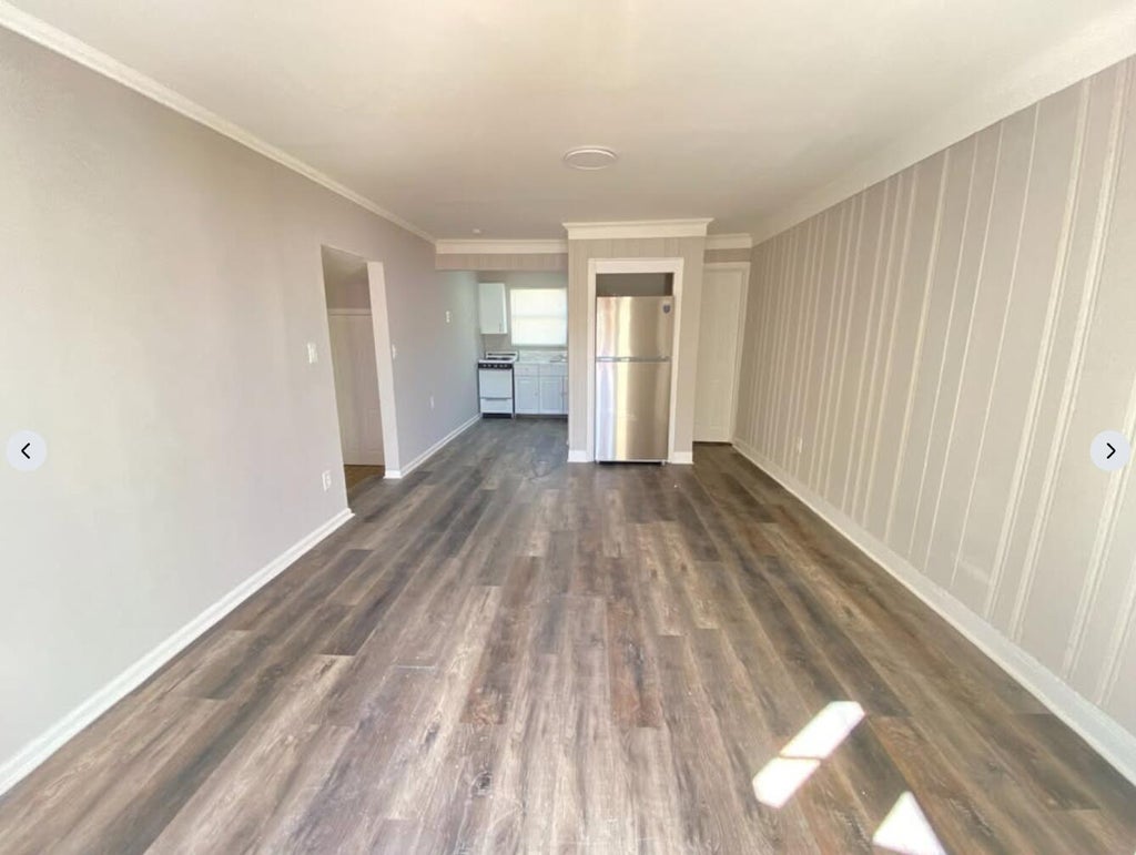 Photo of 617 N DIXIE Highway, Lake Worth Beach, FL (MLS # B26082225)