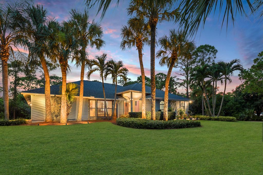 Photo of 14369 68th Drive N, West Palm Beach, FL 33418 (MLS # R10914583)