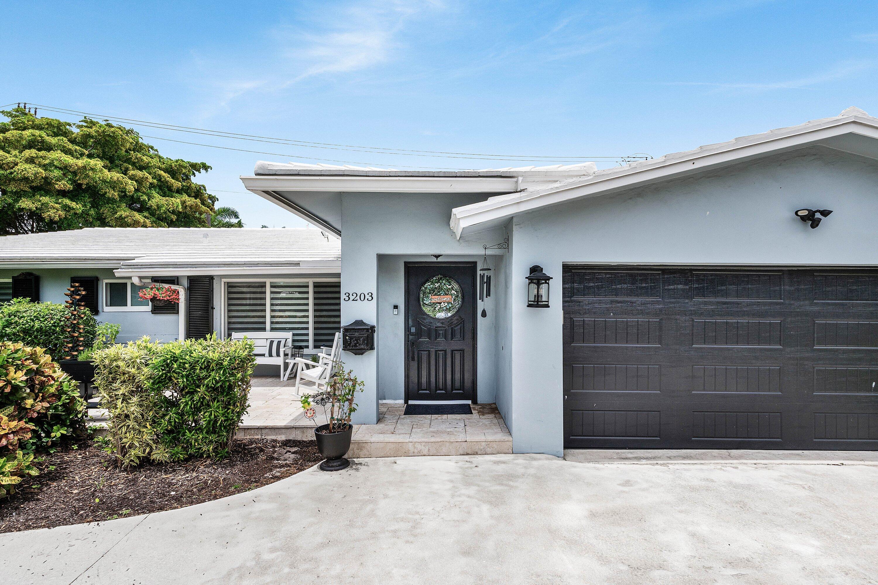 3203 NE 6th DR, Boca Raton FL 33431
