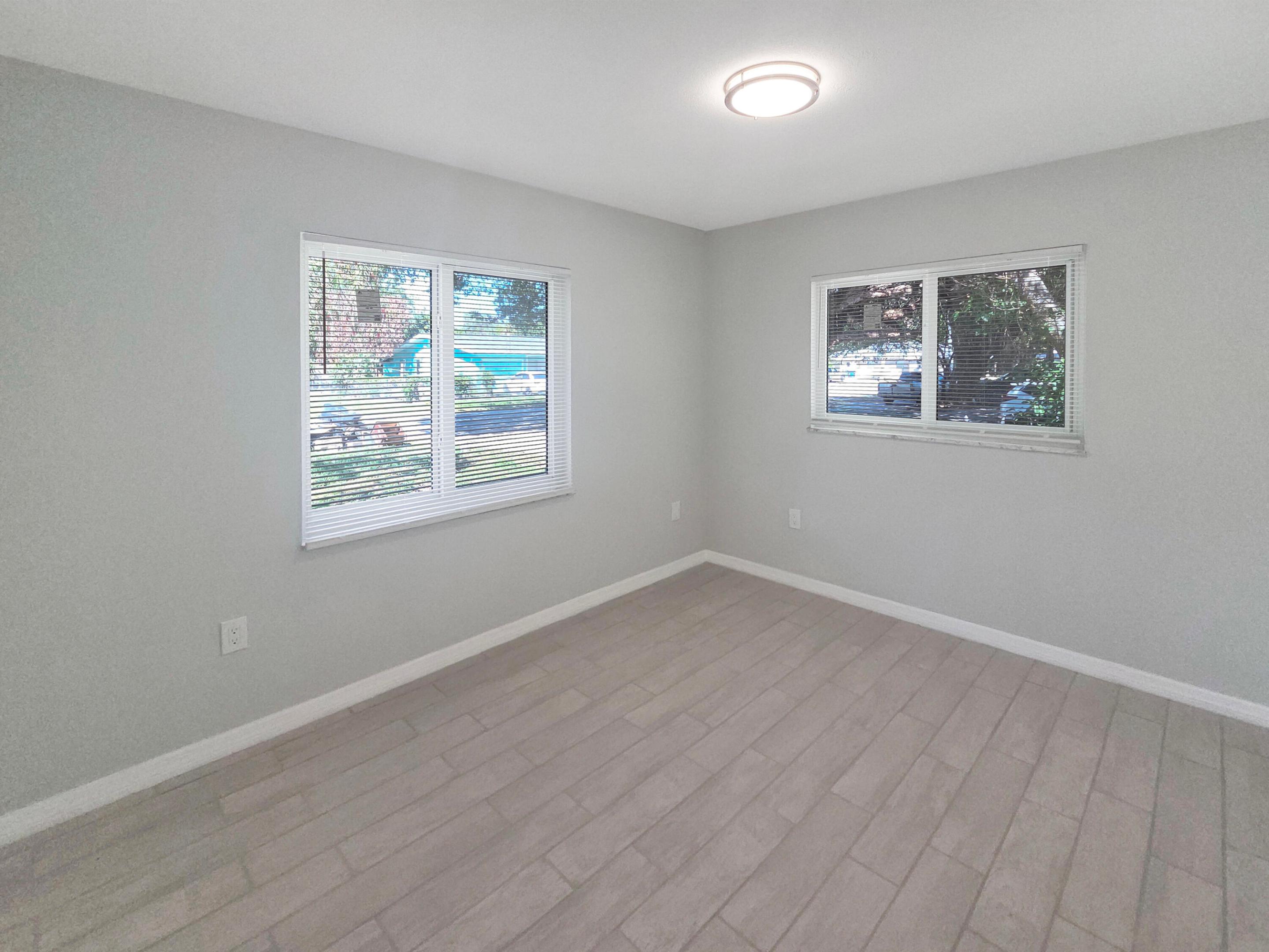 COBB'S PARK TERRACE - Residential