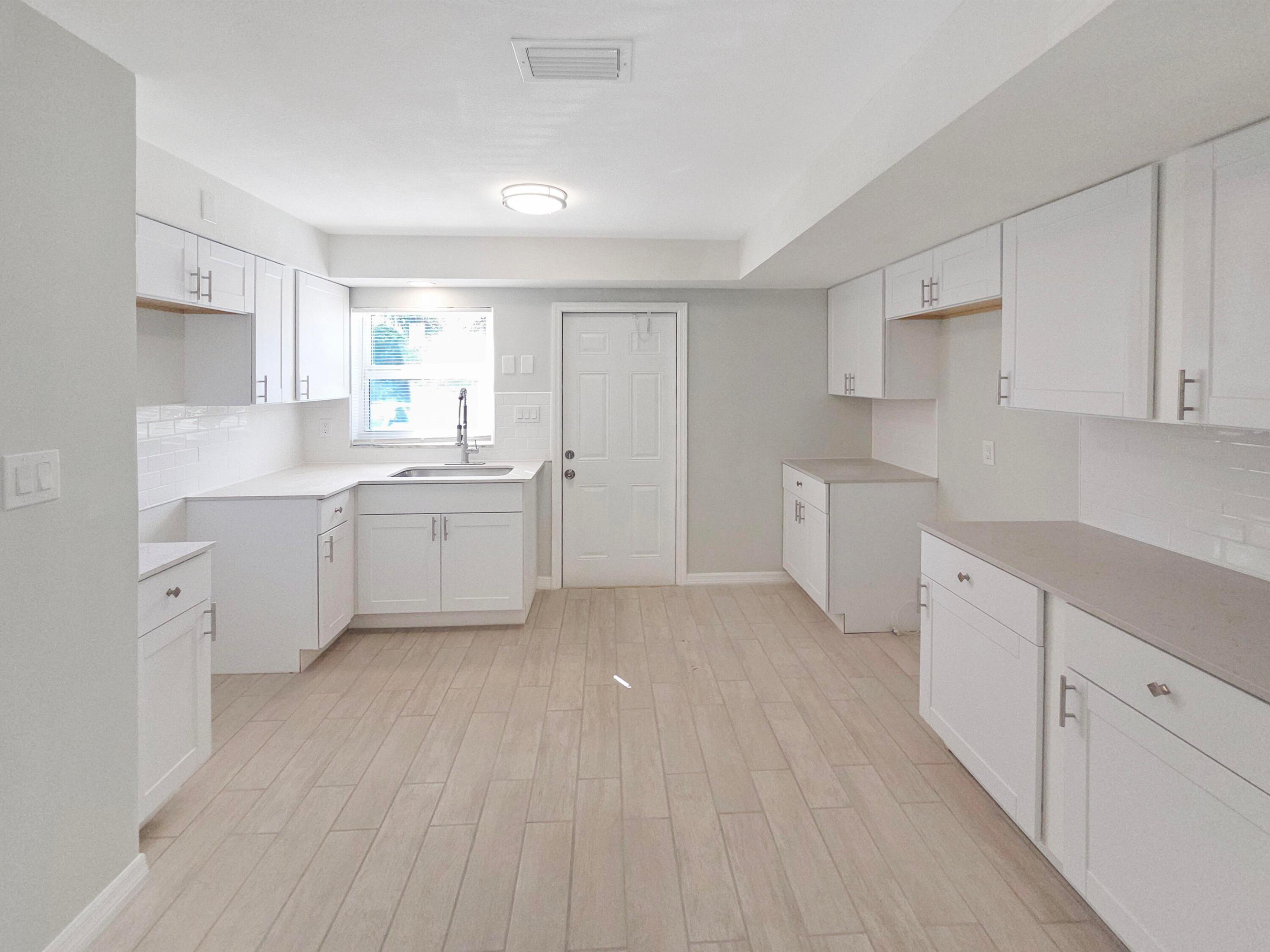 COBB'S PARK TERRACE - Residential